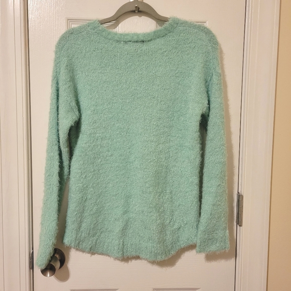 RAMPAGE Sea Foam Green Shimmer/Metallic Fuzzy Sweater - Size M (GUC) - Picture 2 of 5